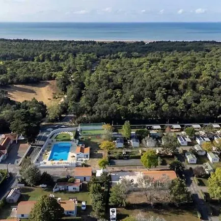 4 Etoiles - Piscine - Cbgcb0b Parque de Campismo Saint-Jean-de-Monts